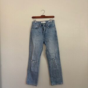 Aritzia denim forum the Joni high rise loose